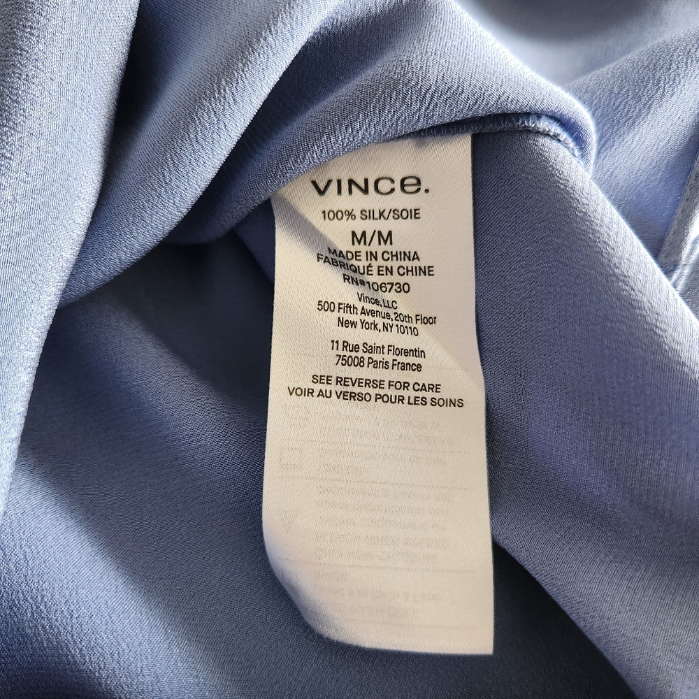 Vince Silk Long Sleeve Blouse Size Medium Coastal Blue New With Tags Retail $375 - Picture 12 of 12